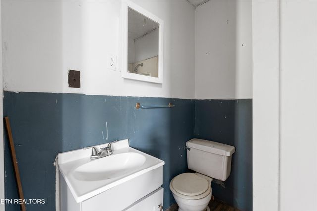 9476 Morgan County Hwy, Sunbright, TN 37872