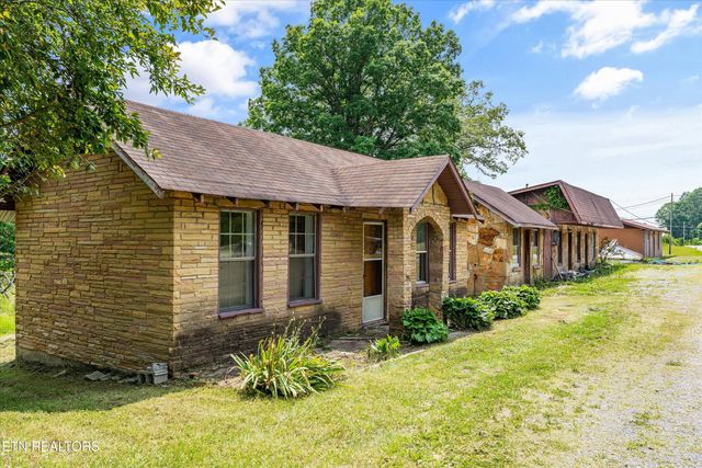 9476 Morgan County Hwy, Sunbright, TN 37872