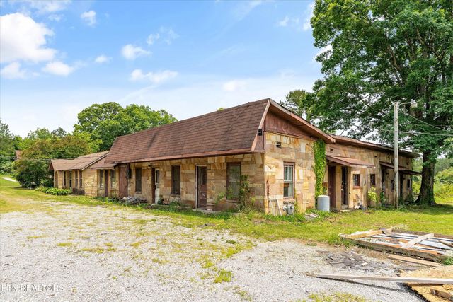 9476 Morgan County Hwy, Sunbright, TN 37872