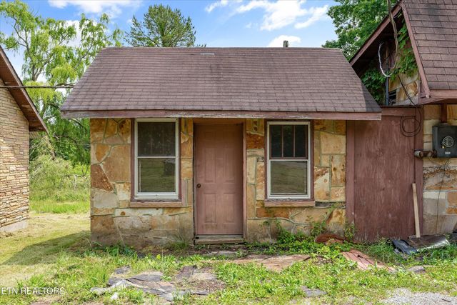 9476 Morgan County Hwy, Sunbright, TN 37872