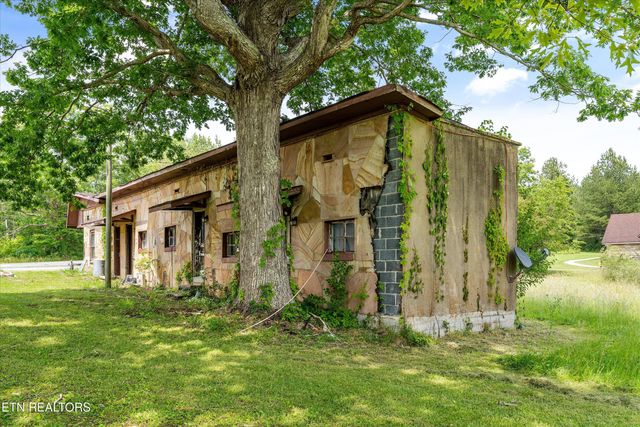 9476 Morgan County Hwy, Sunbright, TN 37872