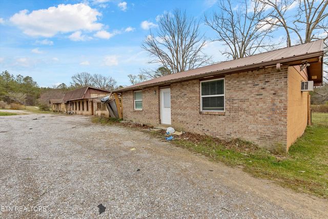 9476 Morgan County Hwy, Sunbright, TN 37872