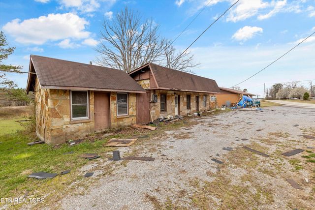 9476 Morgan County Hwy, Sunbright, TN 37872