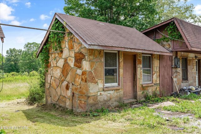 9476 Morgan County Hwy, Sunbright, TN 37872