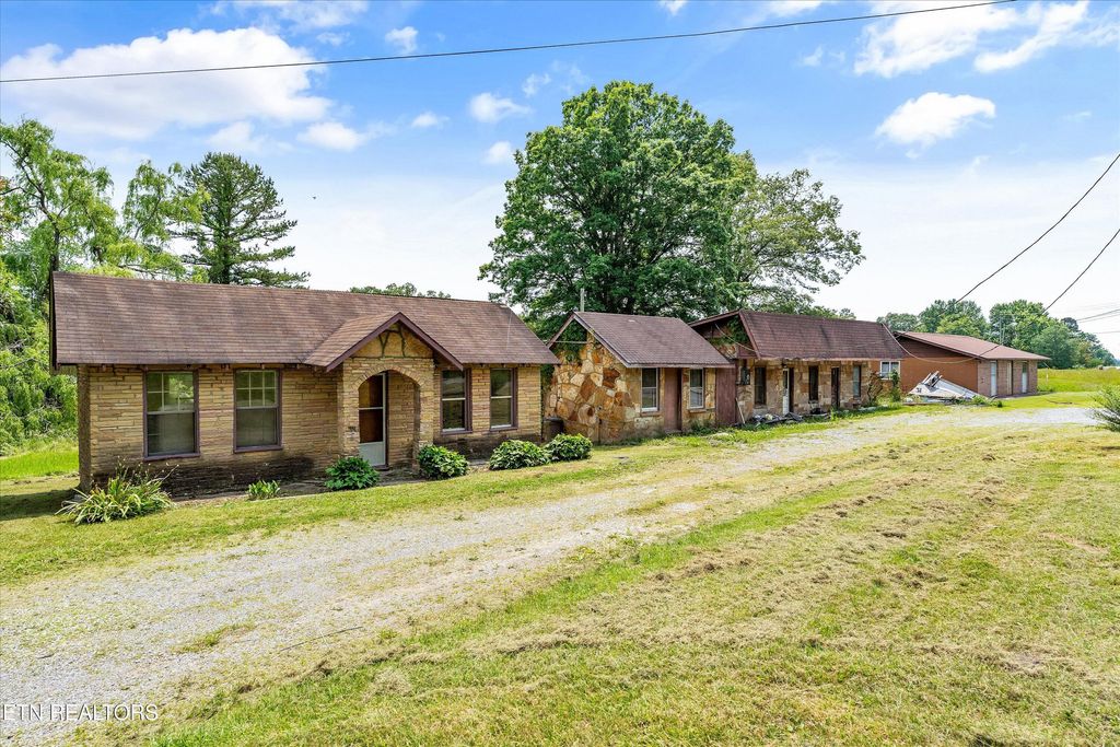 9476 Morgan County Hwy, Sunbright, TN 37872