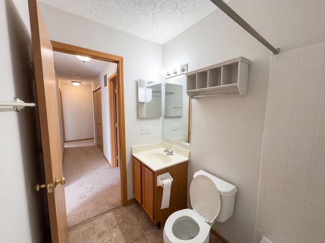 5469 Beresford Street, 224, Canal Winchester, OH 43110