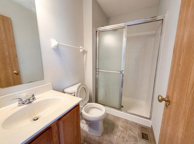 5469 Beresford Street, 224, Canal Winchester, OH 43110