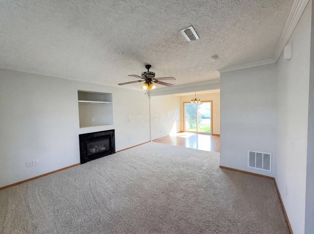 5469 Beresford Street, 224, Canal Winchester, OH 43110