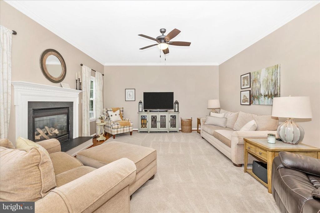 Image 22 of property listing at 402 LEAFY HOLLOW, Mount Airy, MD 21771