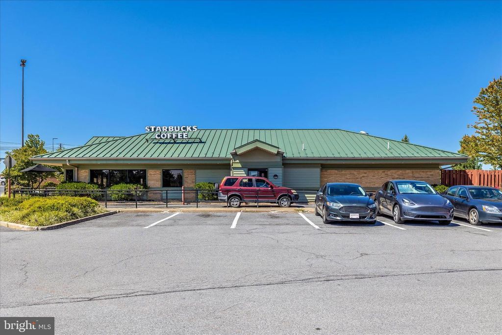 Image 67 of property listing at 402 LEAFY HOLLOW, Mount Airy, MD 21771