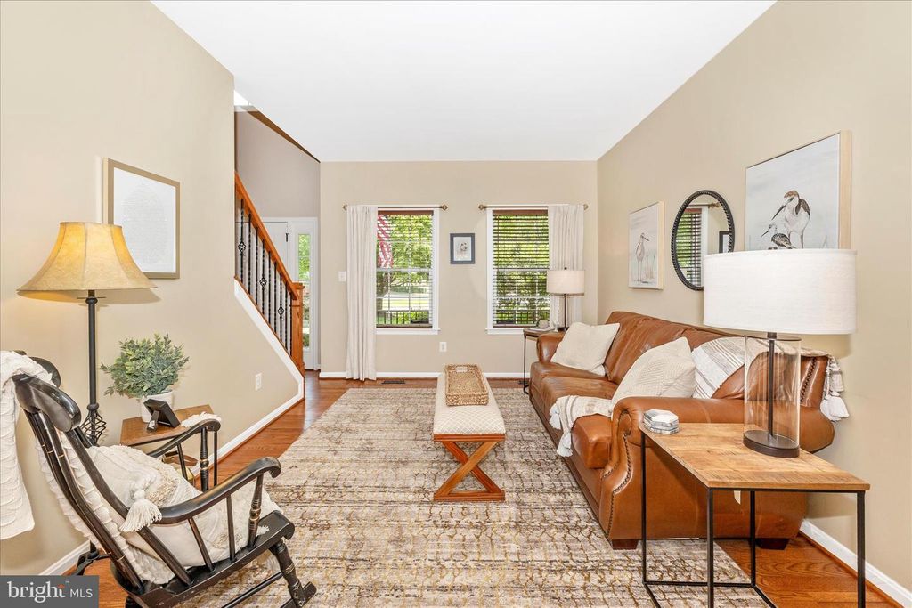 Image 9 of property listing at 402 LEAFY HOLLOW, Mount Airy, MD 21771