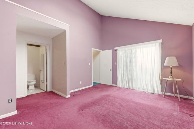 7317 Ridge Creek Rd, Louisville, KY 40291