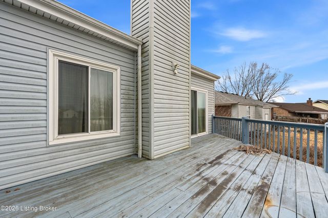 7317 Ridge Creek Rd, Louisville, KY 40291