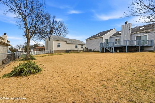 7317 Ridge Creek Rd, Louisville, KY 40291