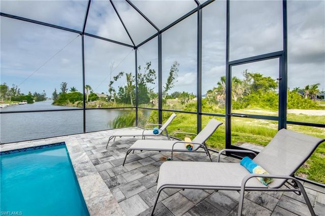 124 SW 16th PL, Cape Coral, FL 33991