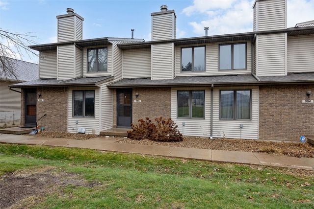 986 Westside Dr, Iowa City, IA 52246