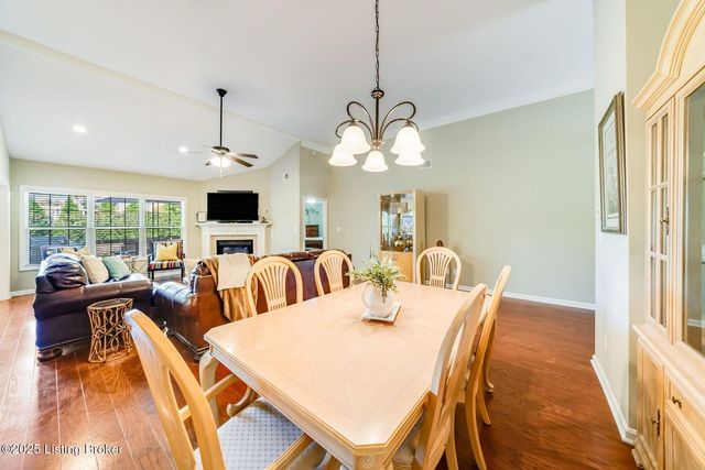 10013 Cedar Garden Dr, Louisville, KY 40291