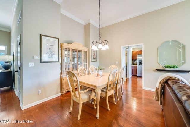 10013 Cedar Garden Dr, Louisville, KY 40291