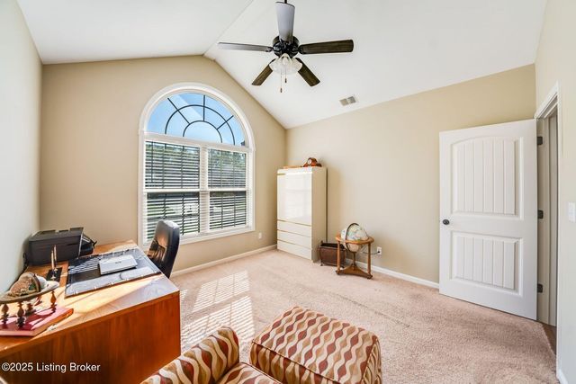 10013 Cedar Garden Dr, Louisville, KY 40291