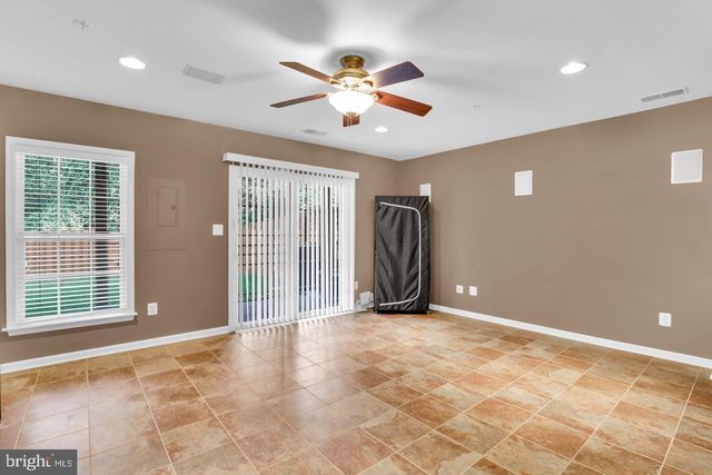1128 KEOKUK TER NE, Leesburg, VA 20176
