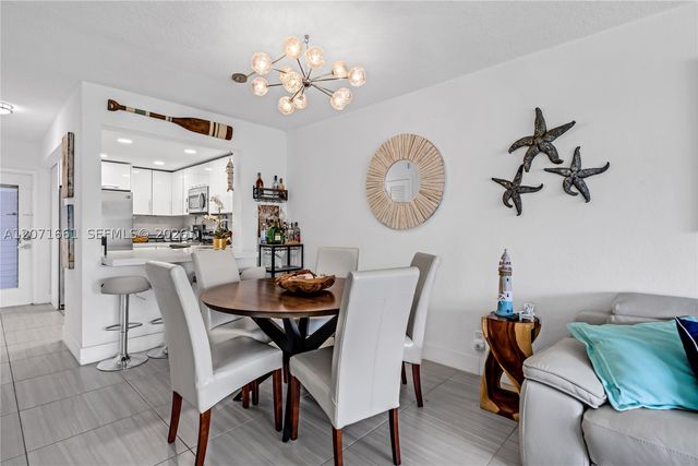 455 Paradisee Isle Blvd 106, Hallandale Beach, FL 33009