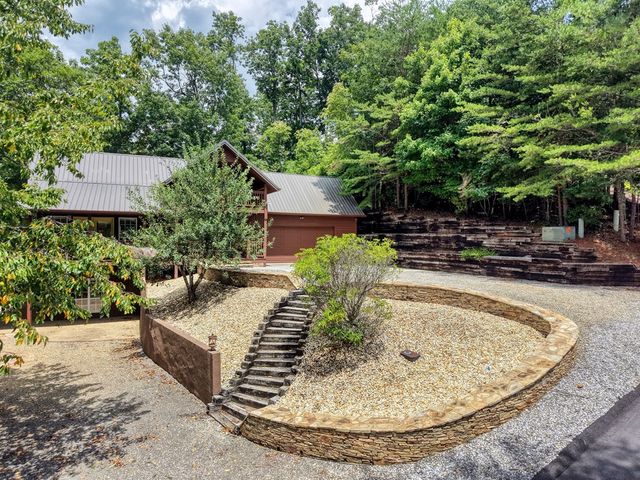 276 Moon Shadow Trail, Blairsville, GA 30512