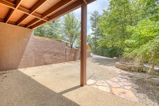 276 Moon Shadow Trail, Blairsville, GA 30512