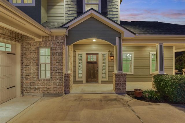 18904 W Grand Pine Circle, Montgomery, TX 77356