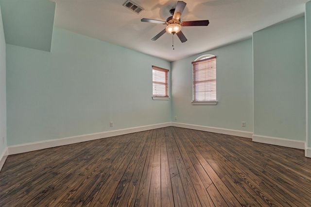 18904 W Grand Pine Circle, Montgomery, TX 77356