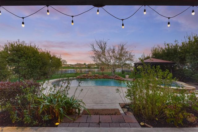 18904 W Grand Pine Circle, Montgomery, TX 77356