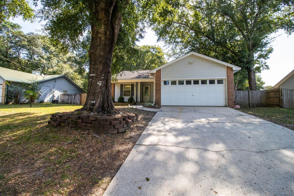 3014 Windsor Cirlce Circle, Crestview, FL 32539