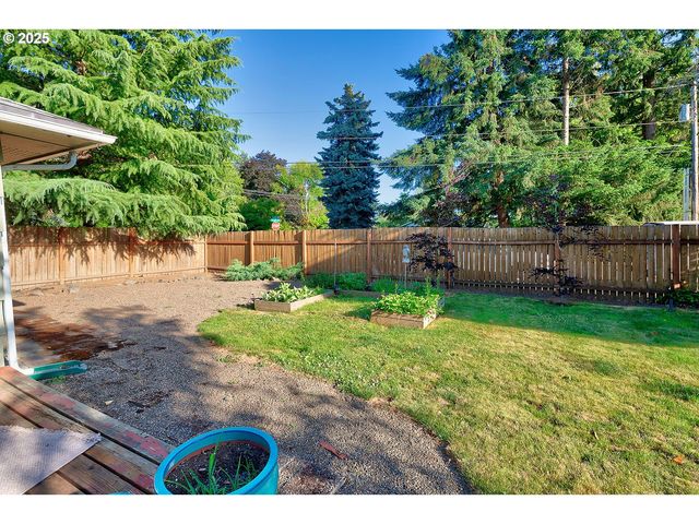 785 Se 21ST Ave, Hillsboro, OR 97123