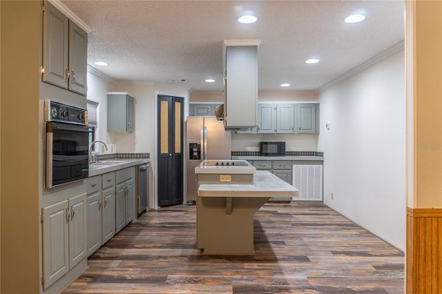 1154 SE 95TH STREET, Ocala, FL 34480