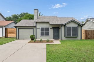 1803 Scottsdale Drive, Arlington, TX 76018
