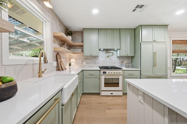 4814 White Elm DR, Austin, TX 78749