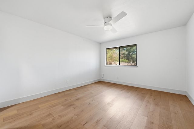 4814 White Elm DR, Austin, TX 78749