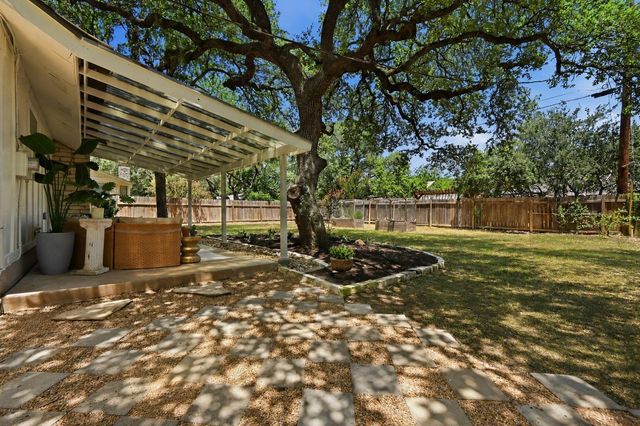 4814 White Elm DR, Austin, TX 78749