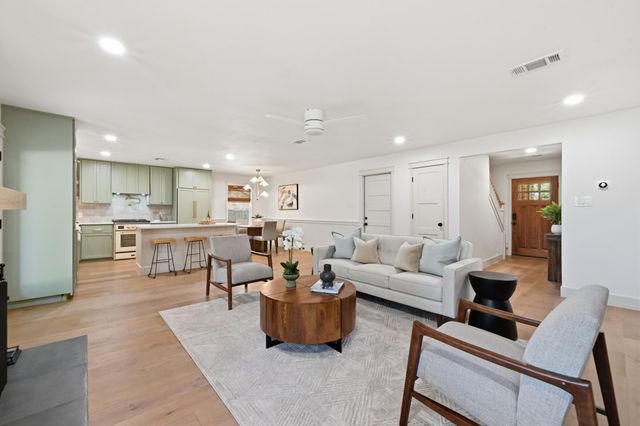 4814 White Elm DR, Austin, TX 78749