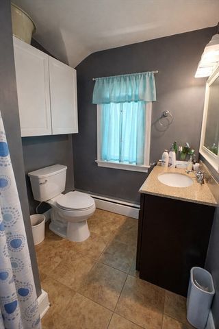 330 Newman Ave, Seekonk, MA 02771
