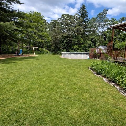 330 Newman Ave, Seekonk, MA 02771