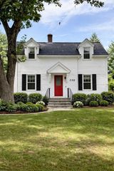 330 Newman Ave, Seekonk, MA 02771