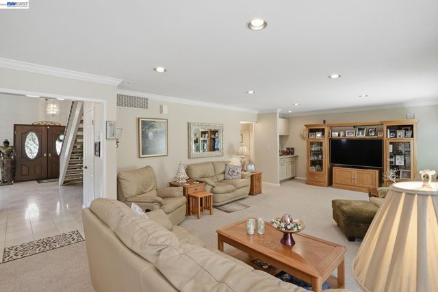 2229 Stewart Ave, Walnut Creek, CA 94596