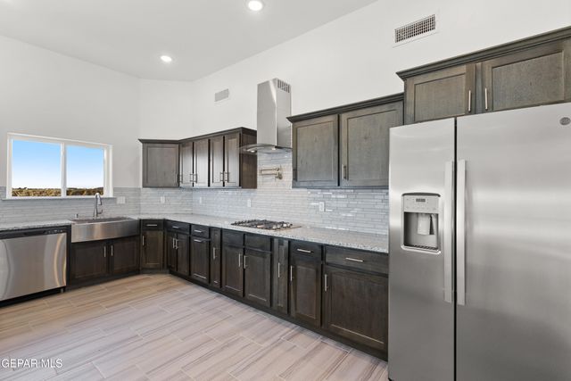 234 Olive Branch, Santa Teresa, NM 88008