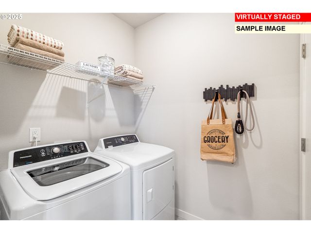 7710 Se CONTOUR Ln, Hillsboro, OR 97123