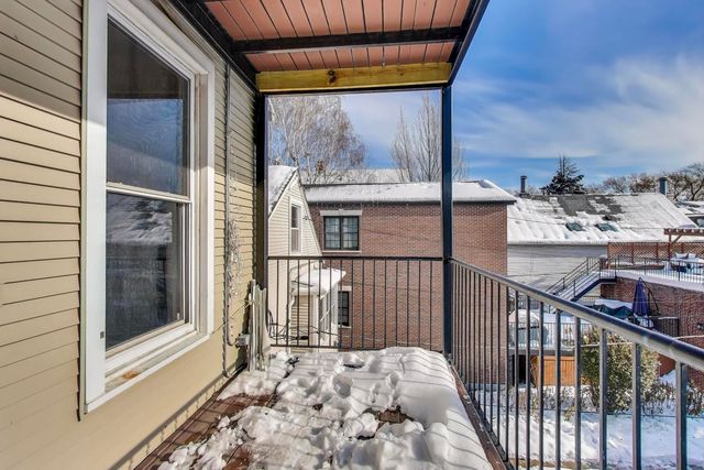 1839 W HENDERSON Street, Chicago, IL 60657