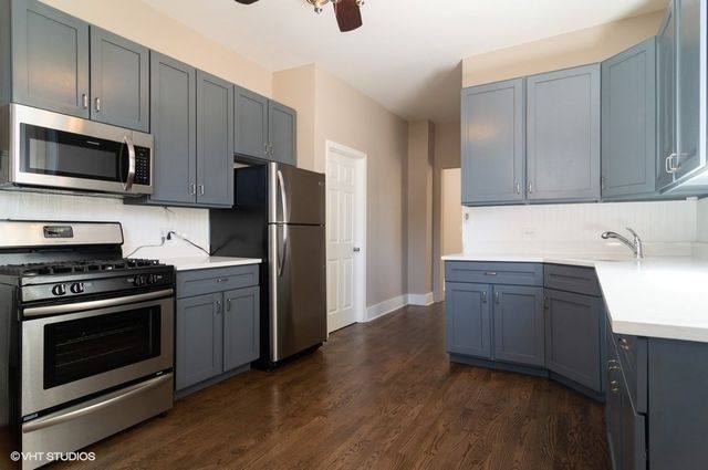 1839 W HENDERSON Street, Chicago, IL 60657