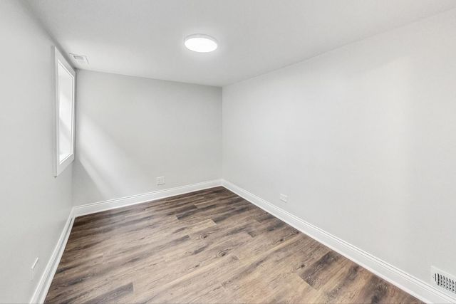 1839 W HENDERSON Street, Chicago, IL 60657