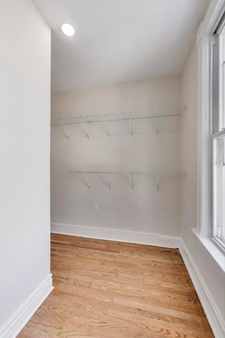 1839 W HENDERSON Street, Chicago, IL 60657