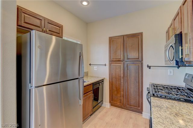 1310 Red Gable Lane 203, Las Vegas, NV 89144
