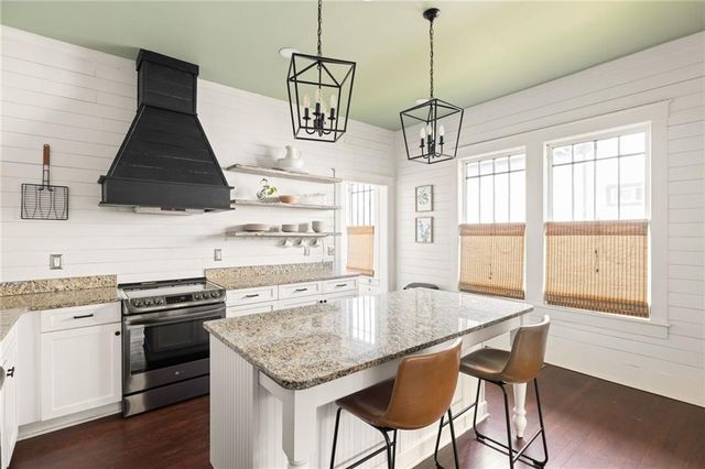 12 Salbide Avenue, Newnan, GA 30263